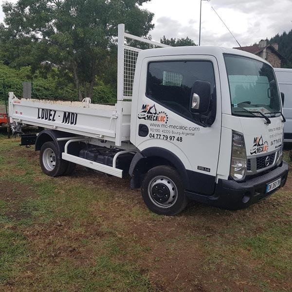 Camion benne Nissan Cabstar 3,5t Camion benne Nissan Cabstar 3,5t